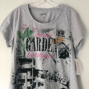 Style & Co T-shirt in size L